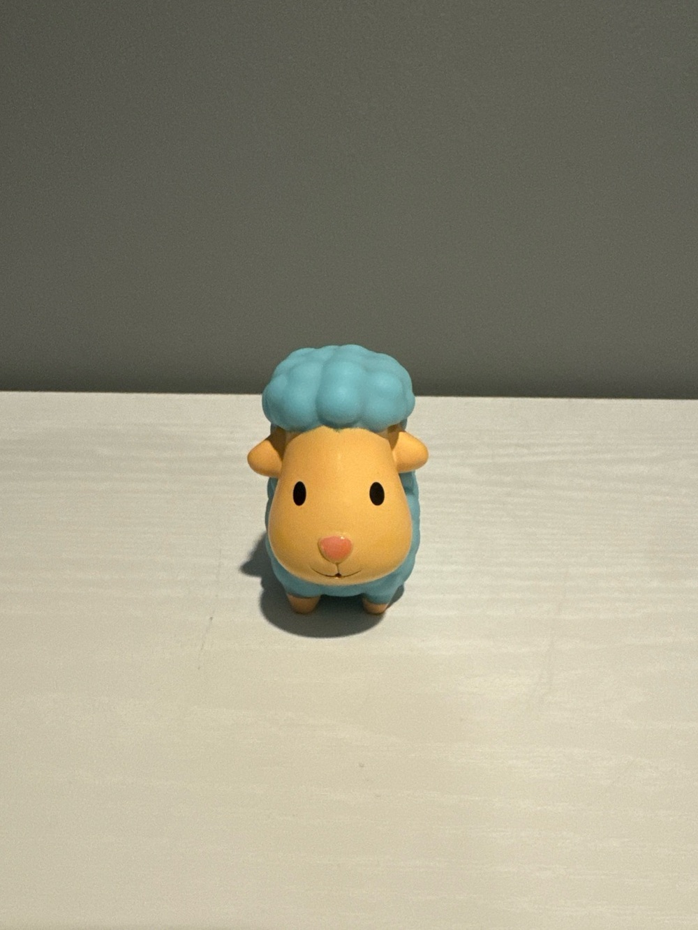 Munchkin Blue Sheep bath Toy